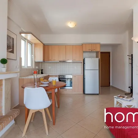 Hellinikon Homm Close To The Metro Афины